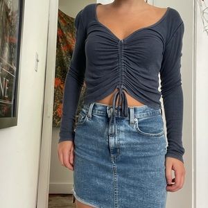 American Eagle dark blue top S